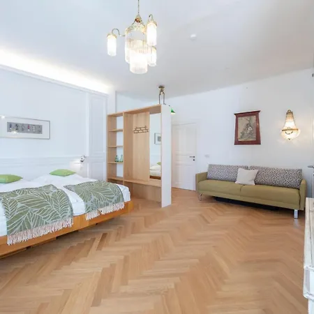 Schloss Schoenau Schönau an der Triesting