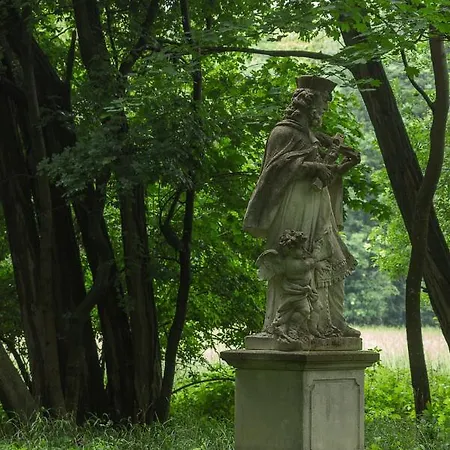 Hotel Schloss Schoenau