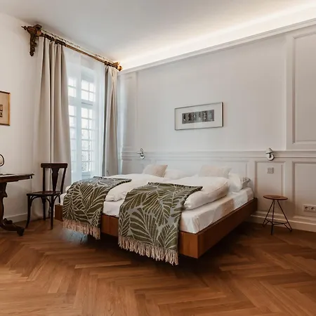 Schloss Schoenau Hotel *
