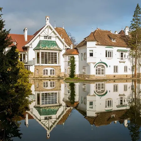 Schloss Schoenau Hotel *