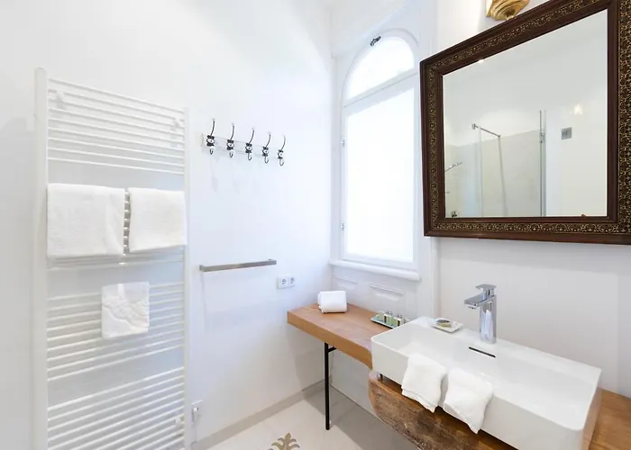 Schloss Schoenau * Schoenau an der Triesting